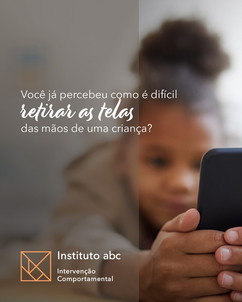 Instagram post from iabcomportamental. This post is in position 3.